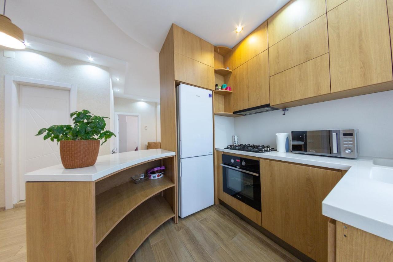5 Apartment In One Boulding - Near Stadium Batoumi Extérieur photo
